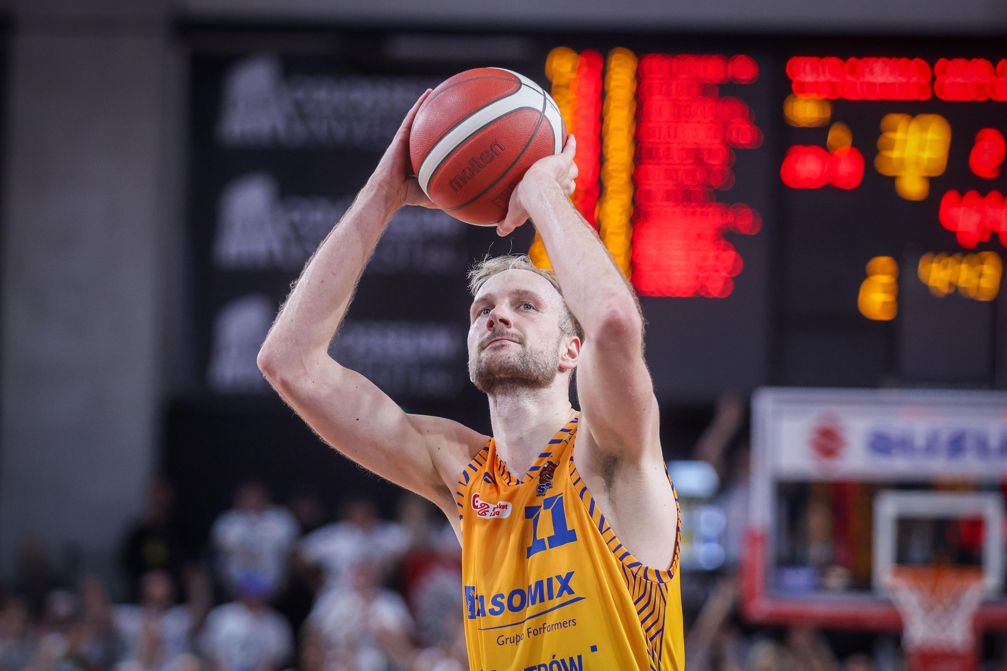 Lambrecht wraca do OBL