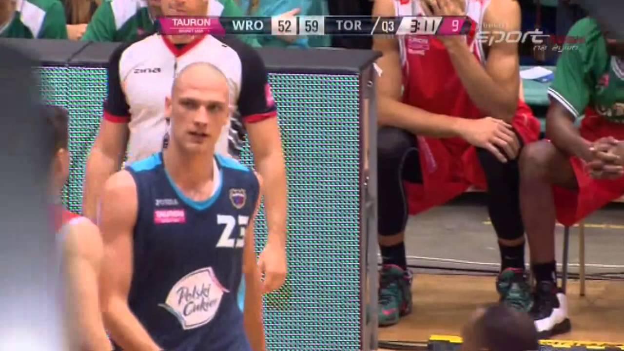 Świetna asysta Stevana Milosevicia i akcja 2+ Michała Michalaka