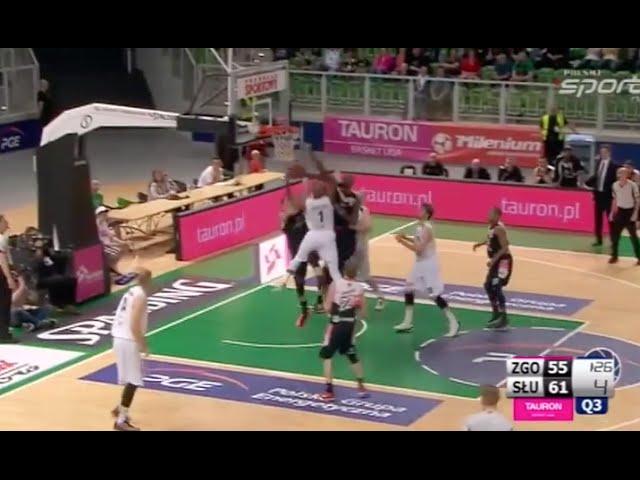 Mardy Collins - hang time shot!