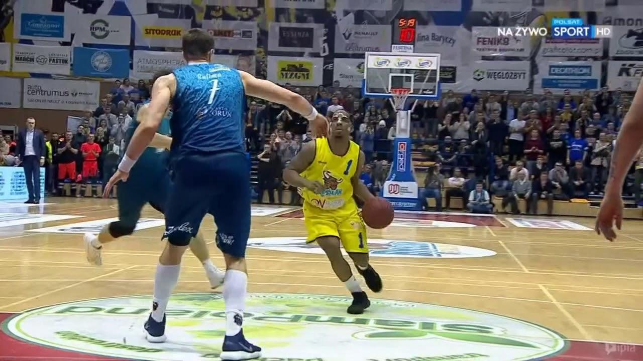 CO ZA AKCJA! Łapeta wsadza jedną ręką! #PLKPL