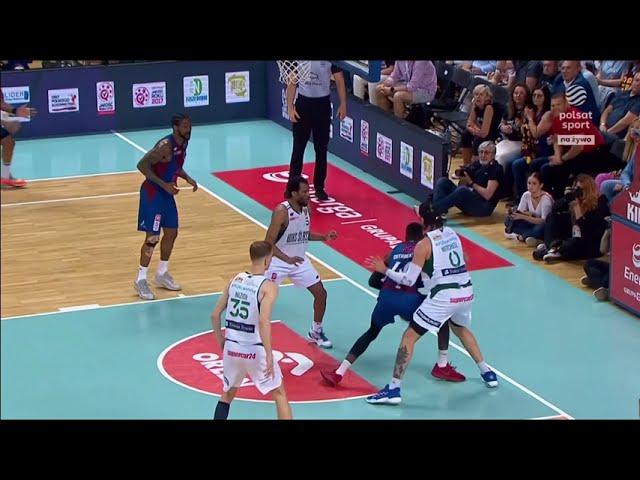  D.J. Mitchell blokuje do tablicy! #EnergaBasketLiga #PLKPL