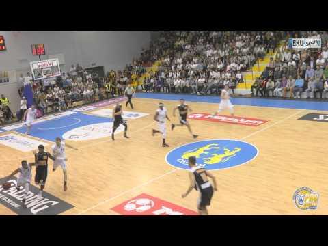 Power Dunk by Marcin Malczyk