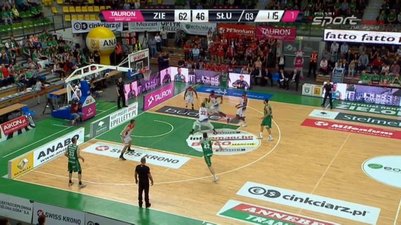 Zamojski świetnie wkręcił się pod kosz #TBLPL