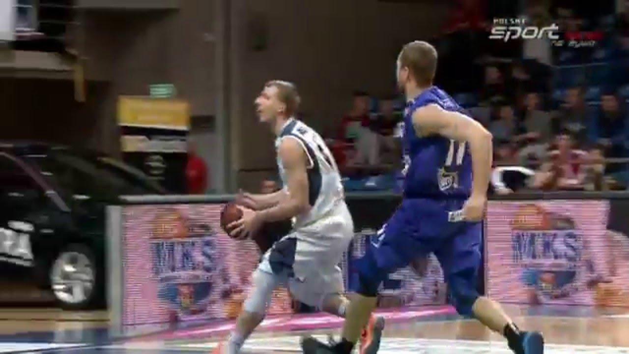 Bartłomiej Wołoszyn blokuje do deski w kontrze! #TBLPL