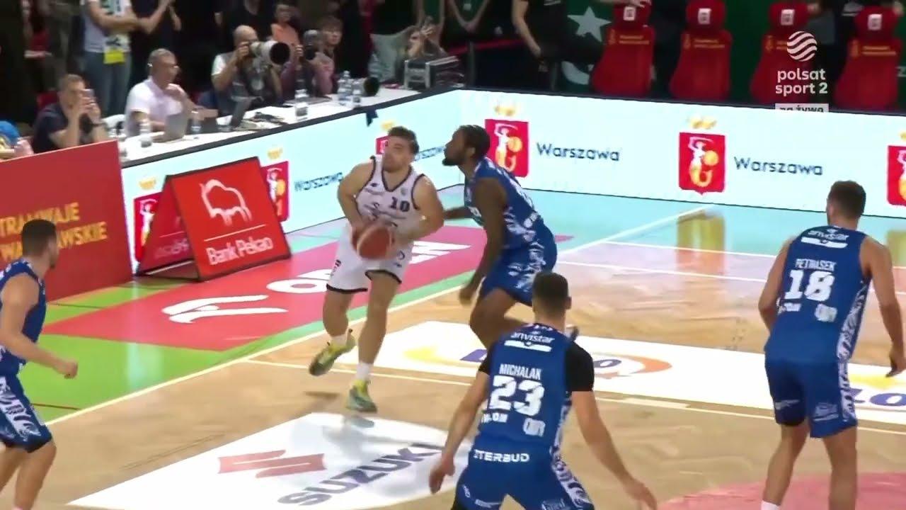 Nick Ongenda efektownie blokuje! #ORLENBasketLiga #PLKPL