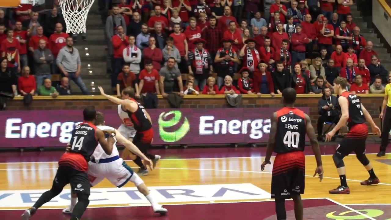 |Skrót meczu | ENERGA CZARNI Słupsk 83:76 Anwil Włocławek