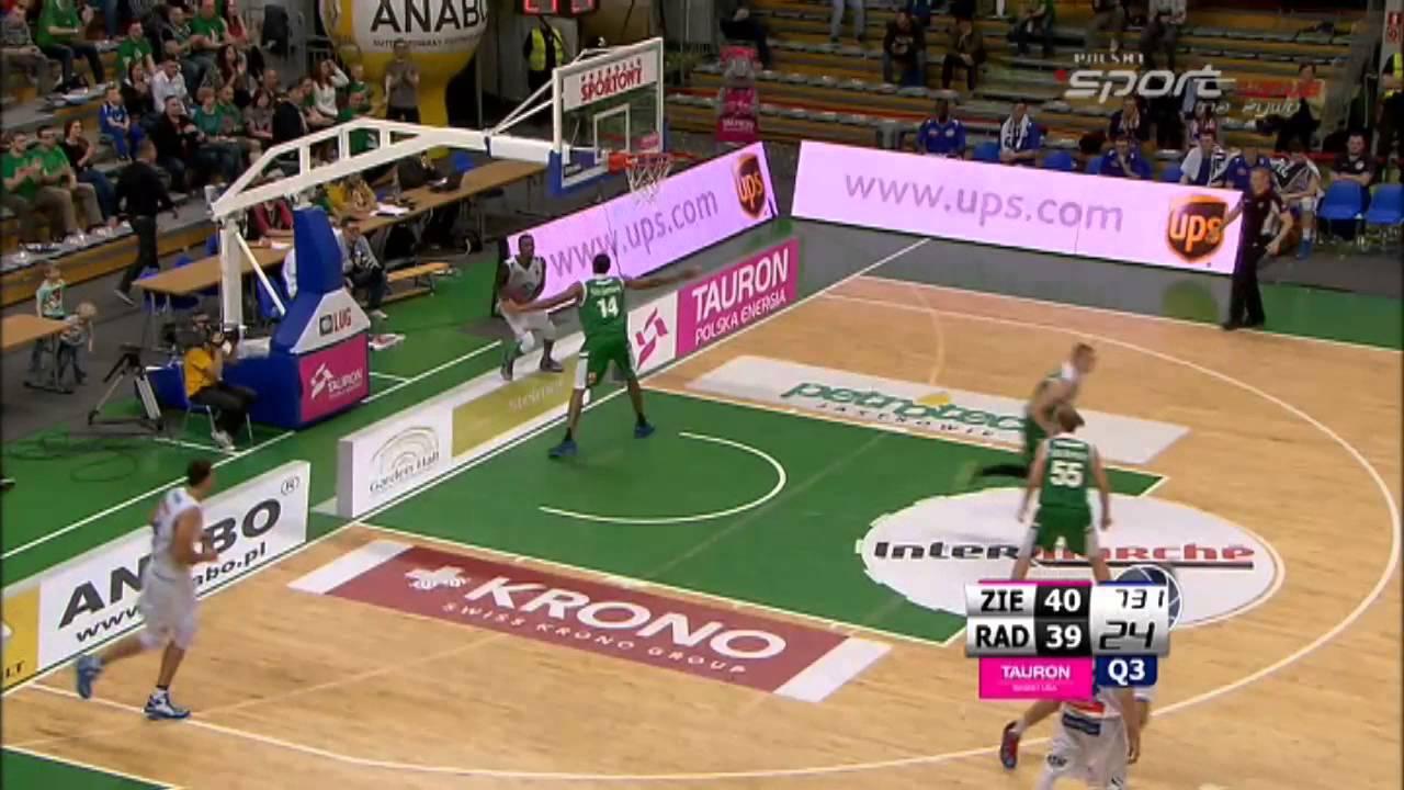 Quinton Hosley wsad w kontrze - Stelmet Zielona Góra