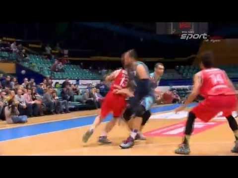 Stevan Milosević z drugiej strony obręczy!