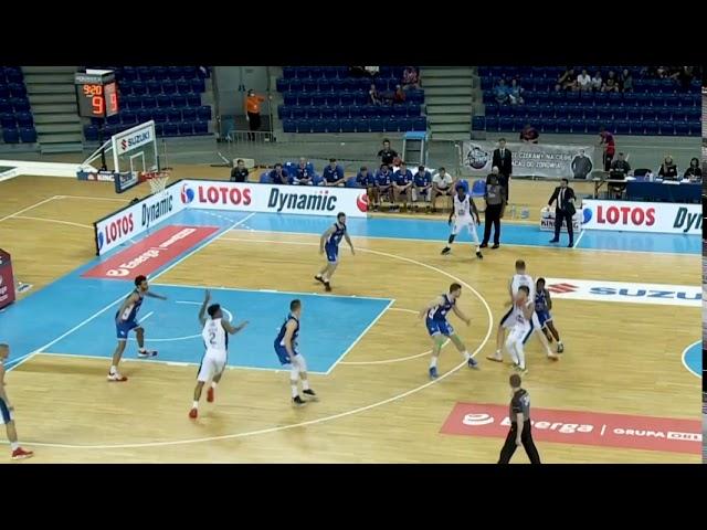 Sacha Killeya-Jones blokuje do tablicy! #EnergaBasketLiga #PLKPL