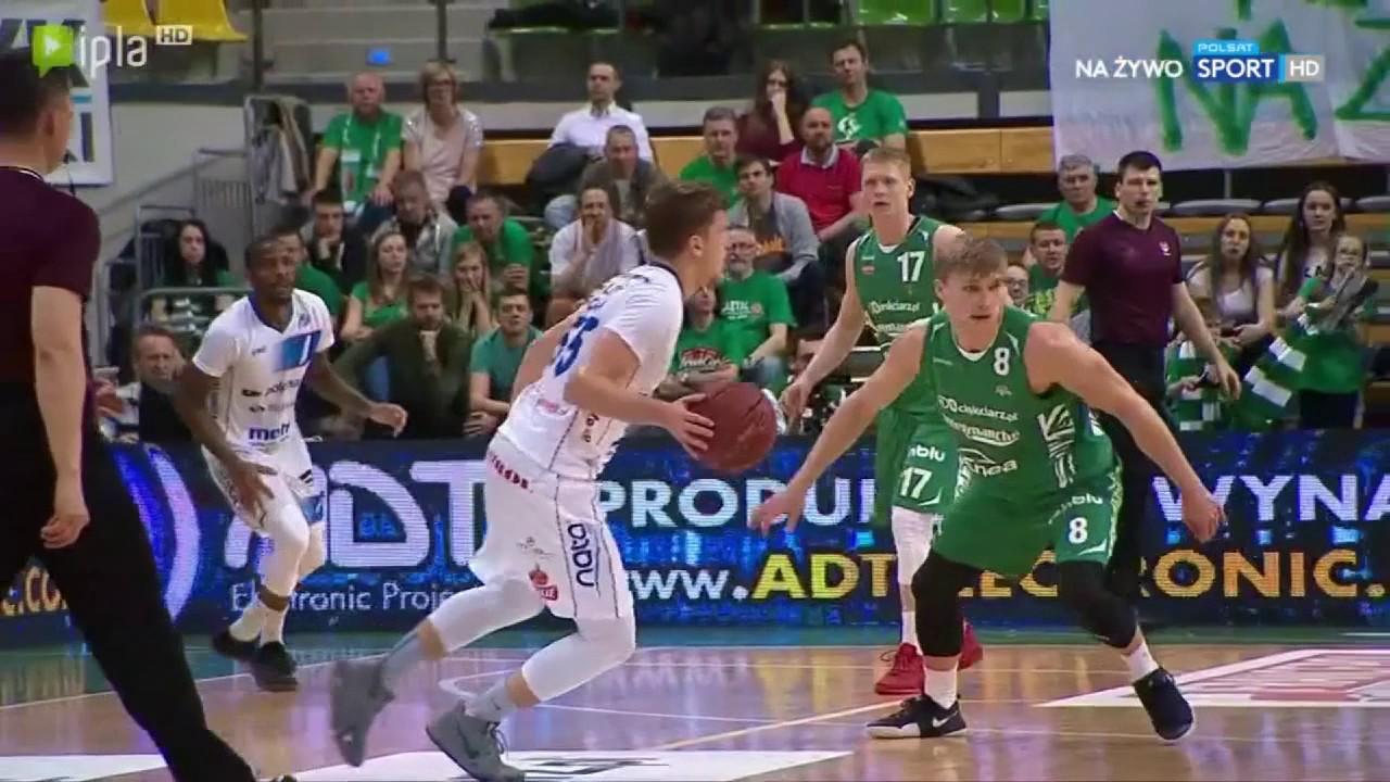 Jakub Schenk - znakomite wejście z faulem! #PLKPL