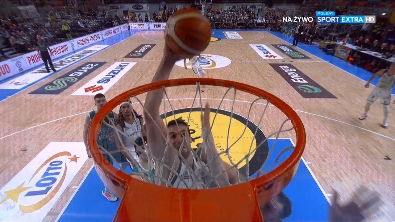 Milovanović efektownie po świetnym podaniu! #EnergaBasketLiga #PLKPL