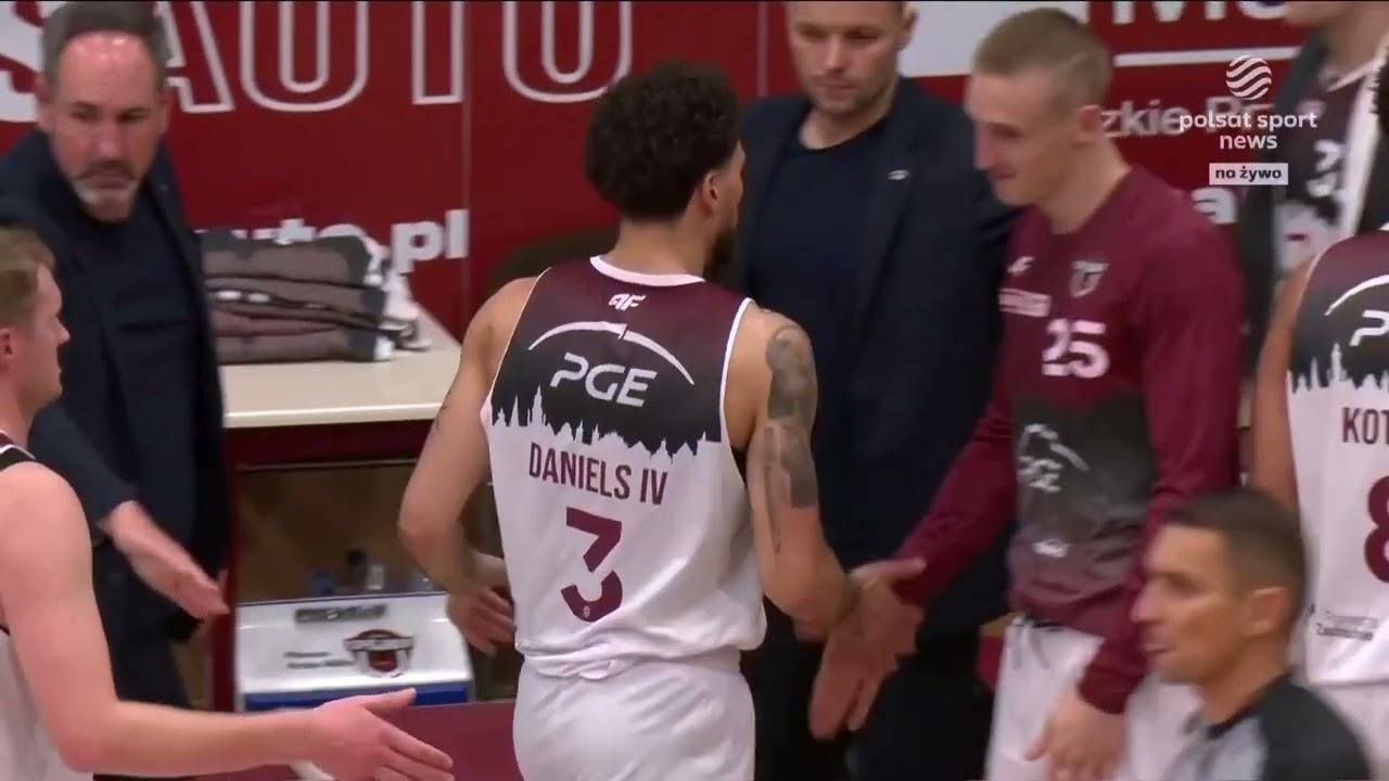 Devon Daniels za trzy na koniec kwarty #ORLENBasketLiga #PLKPL