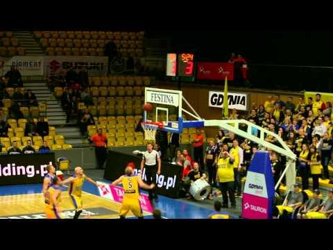 Skrót ćwierćfinału Gdynia Basket Cup 2015 - Asseco Gdynia - Rosa Radom