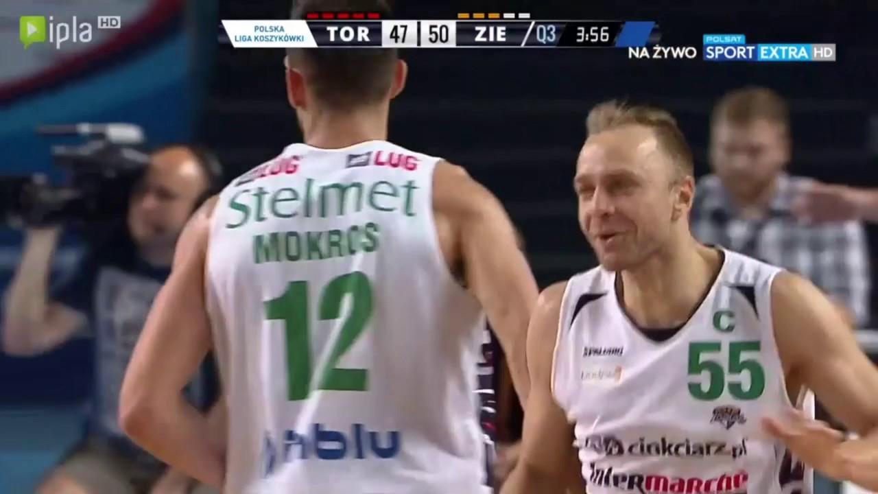 Łukasz Koszarek za 3 w kontrze #PLKPL