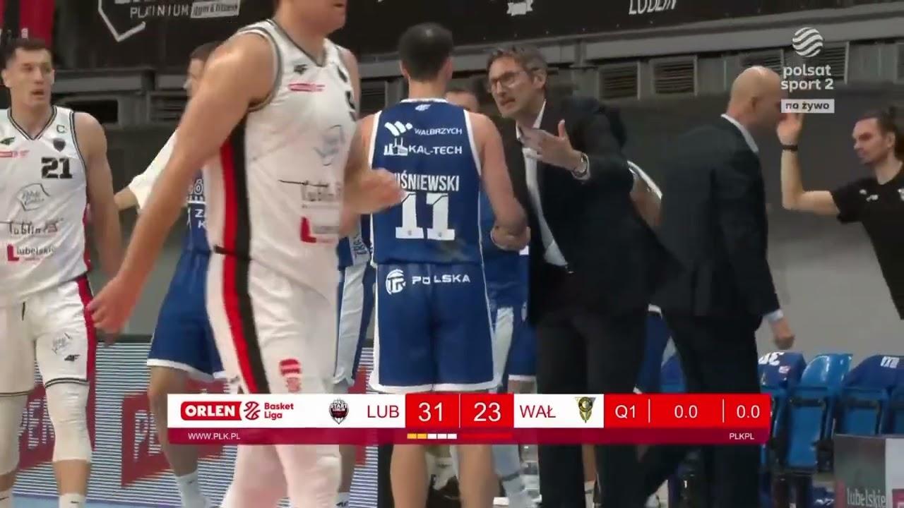 Za trzy równo z syreną! Kacper Marchewka! #ORLENBasketLiga #PLKPL