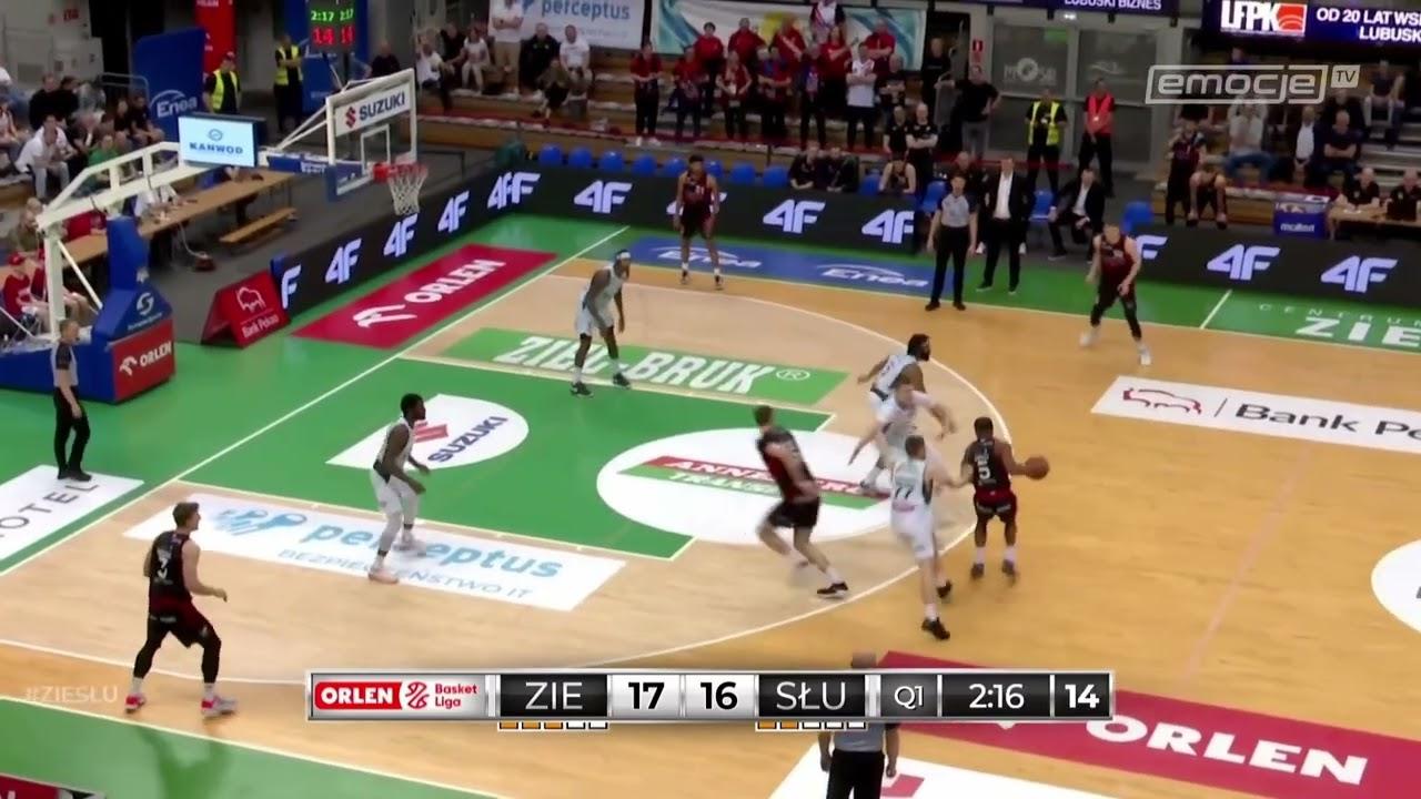 Darious Hall blokuje nad obręczą! #ORLENBasketLiga #PLKPL