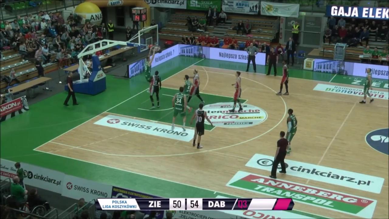 Łukasz Koszarek & Karol Gruszecki - efektowny ALLEY-OOP!