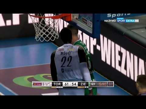 Mbodj blokuje do deski! #EnergaBasketLiga #PLKPL