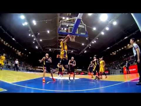 Przemysław Frasukiewicz&Ovidijus Galdikas - alley-oop - Asseco Gdynia
