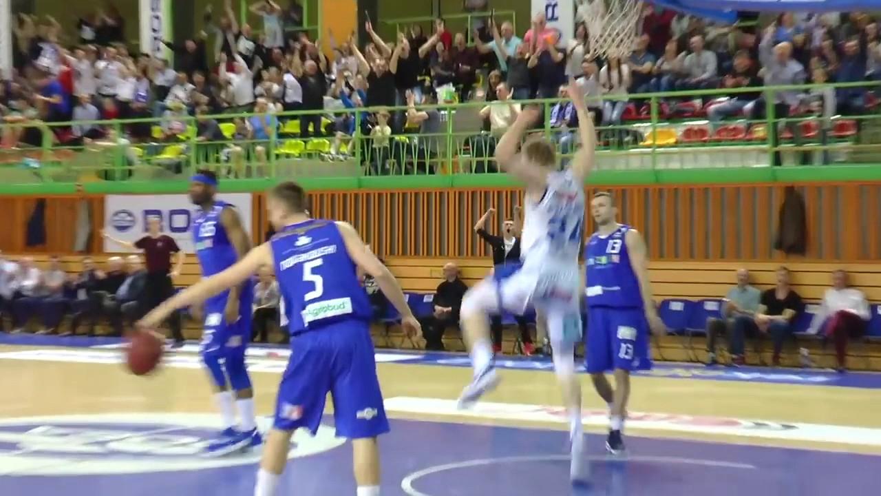 Michał Sokołowski​ ROSA Radom​ - ALLEY OOP z połowy boiska! #PLKPL