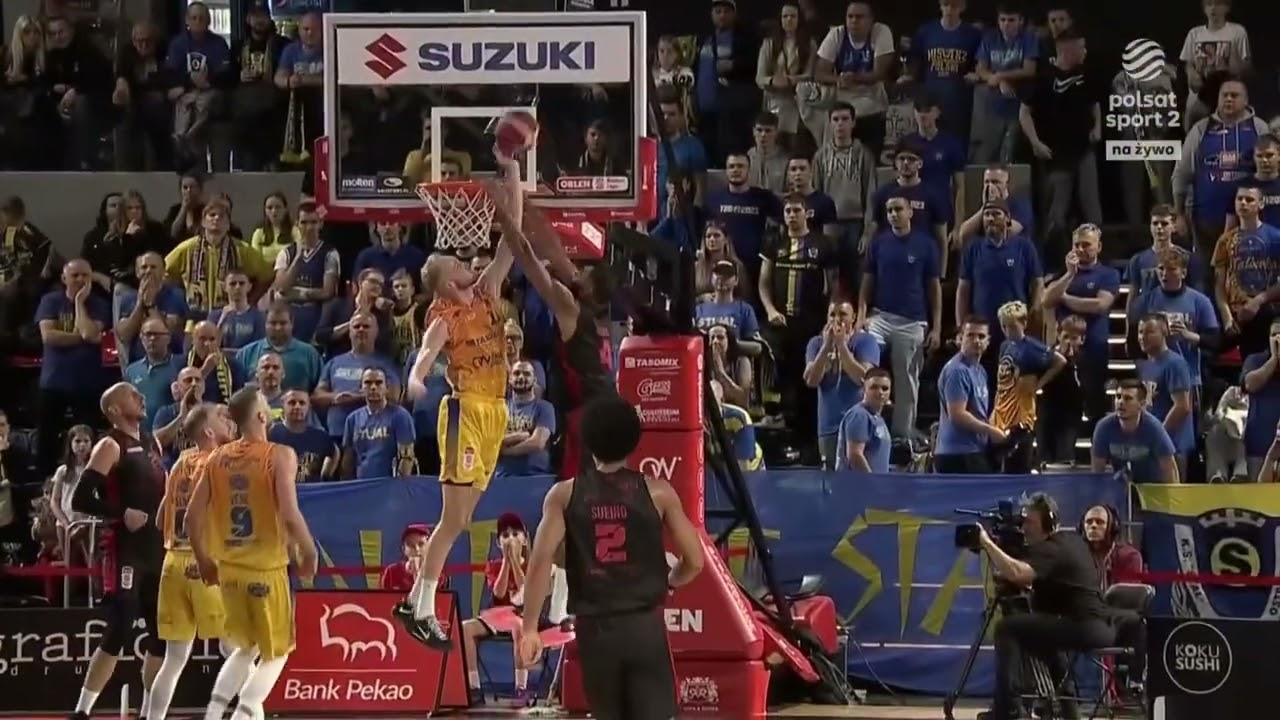 Tim Lambrecht blokuje alley-oop! #ORLENBasketLiga #PLKPL