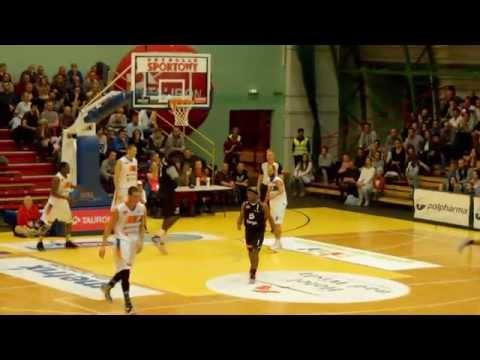 Jerel Blassingame & Cheikh Mbodj - SLAM DUNK!