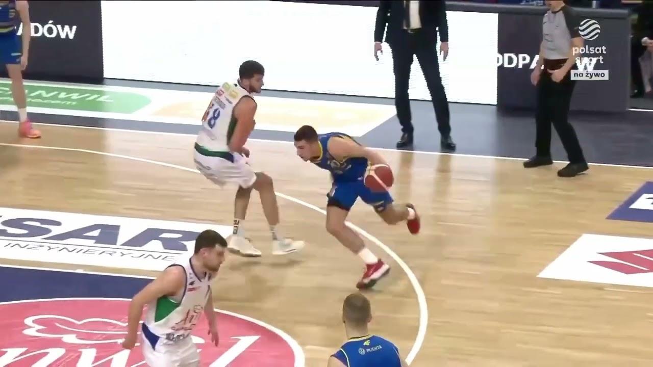 Novak "Olajuwon" Musić! Co za akcja! #EnergaBasketLiga #PLKPL