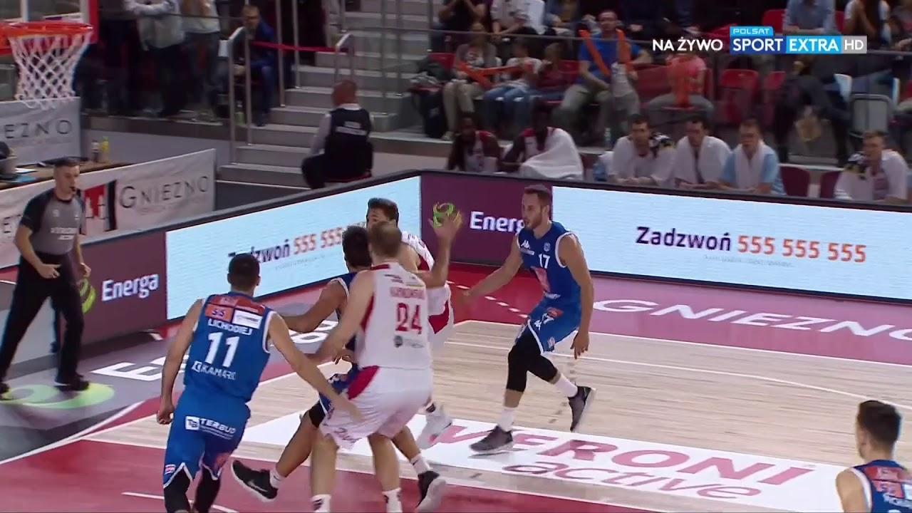 Lichodiej blokuje do podłogi! #EnergaBasketLiga #PLKPL