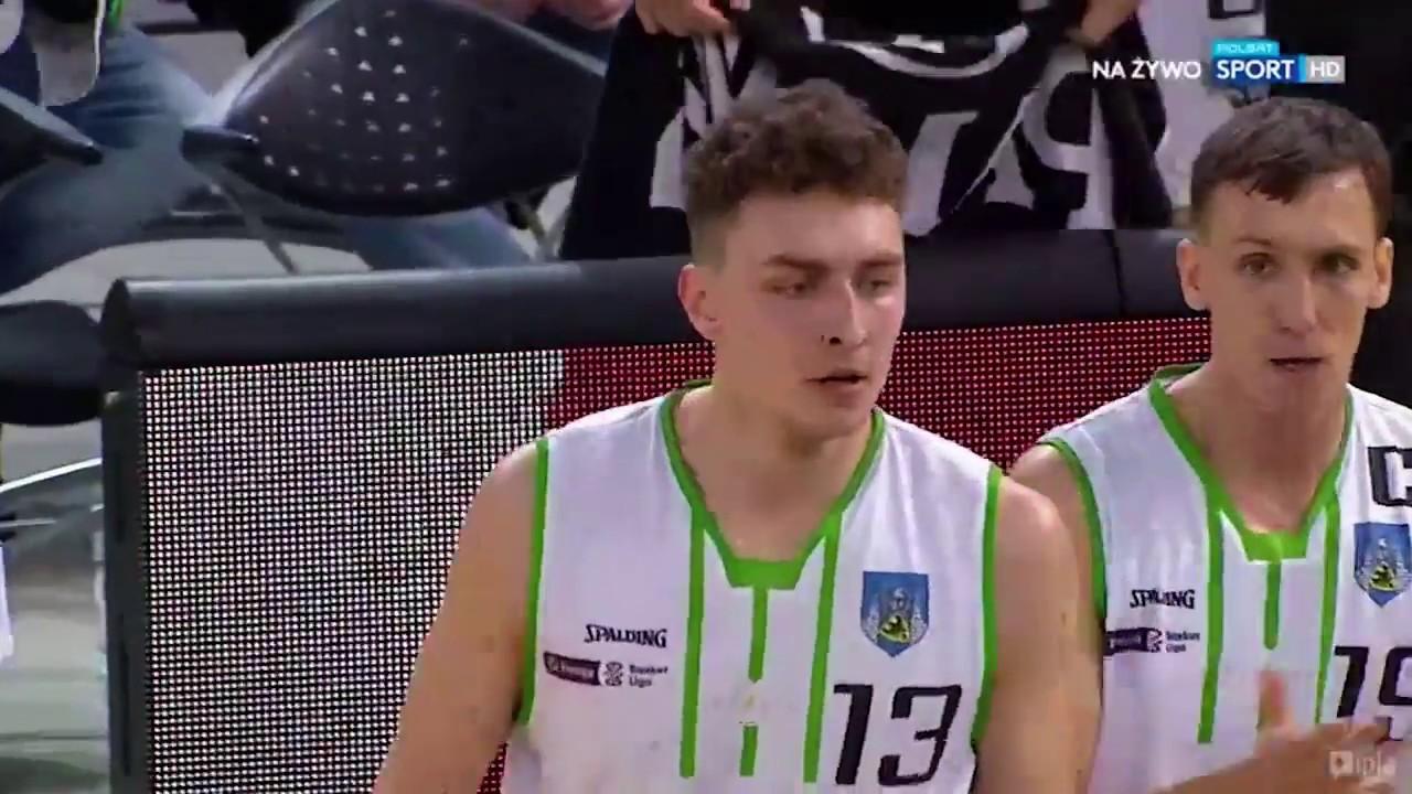 Kacper Borowski! Z drugiej strony obręczy i to z faulem! #EnergaBasketLiga #PLKPL