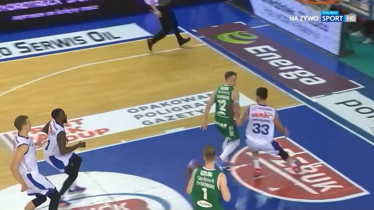 Lindbom blokuje do deski! #EnergaBasketLiga #PLKPL