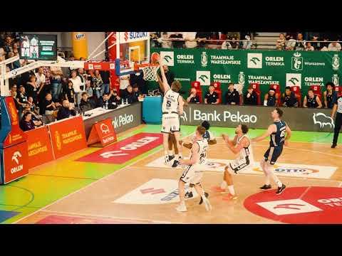 Wojciech Tomaszewski efektownie blokuje!