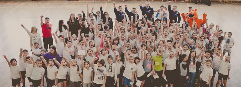 Koszykarze Rosy odwiedzili uczniów w Jedlni-Letnisko