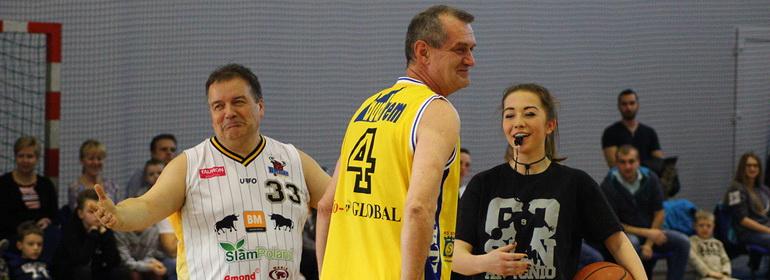 Radosny basket BM Slam Stal i TS Ostrovia