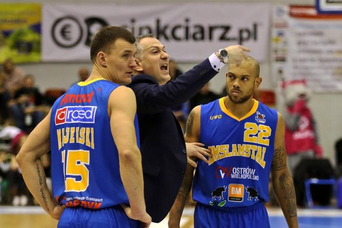 BM Slam Stal - MKS (2): Druga wygrana gospodarzy