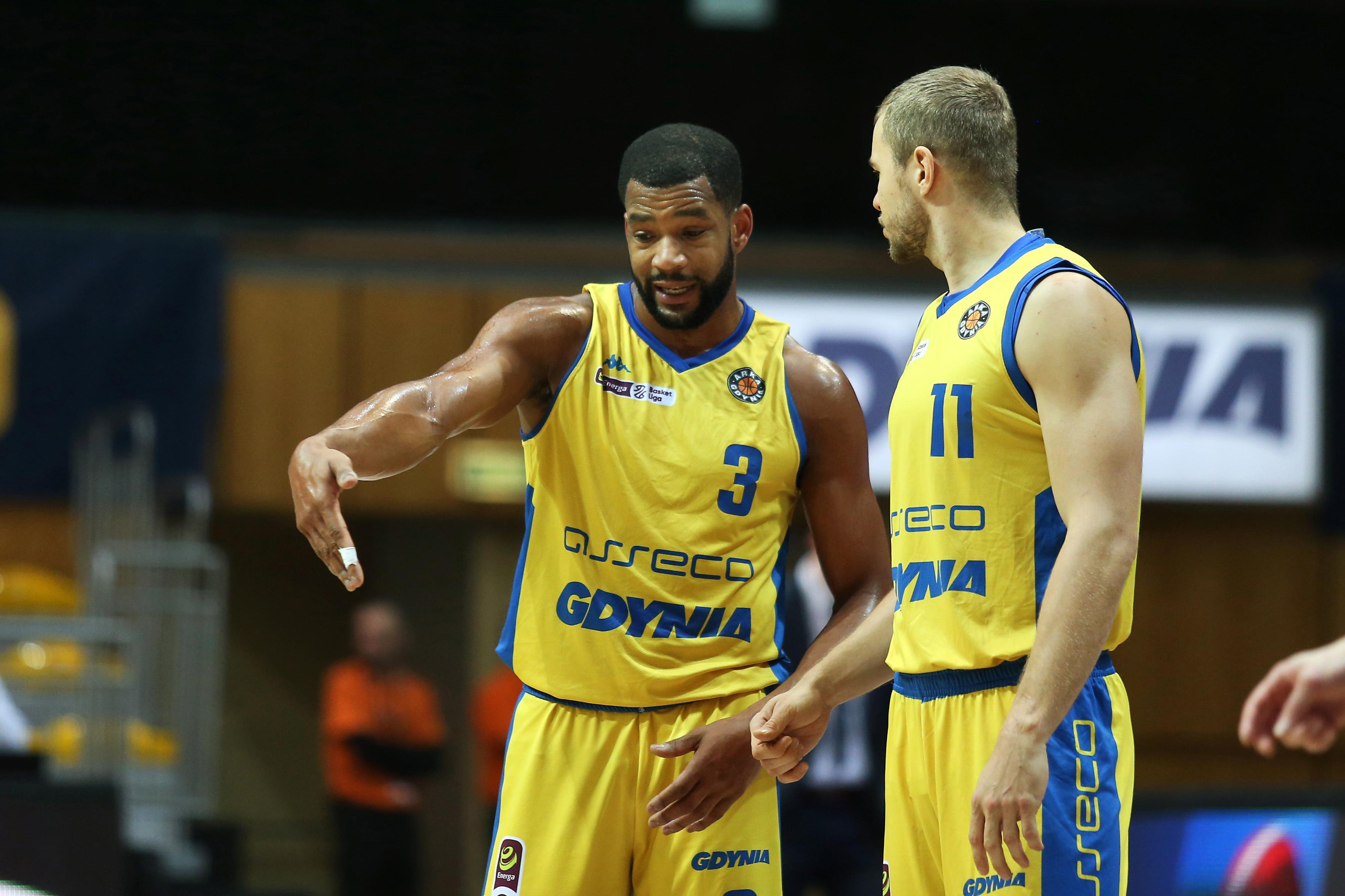 Europuchar: Decydująca kwarta dla EWE Baskets