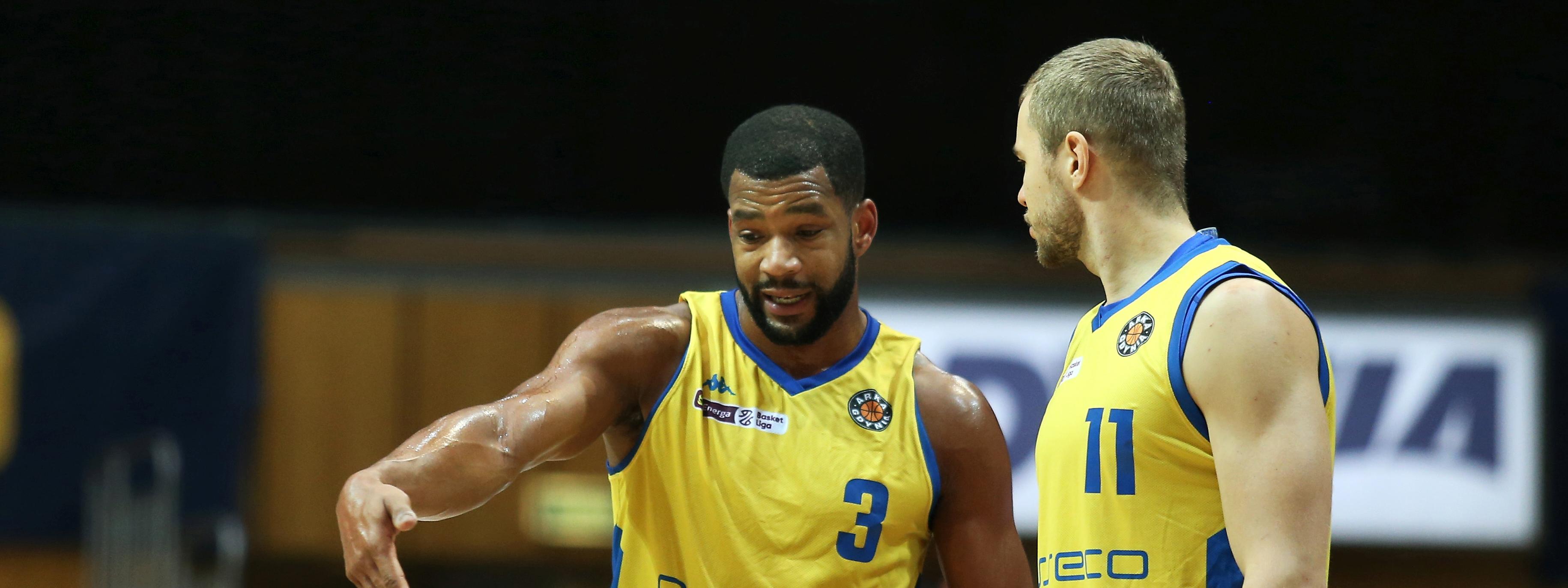 Europuchar: Decydująca kwarta dla EWE Baskets