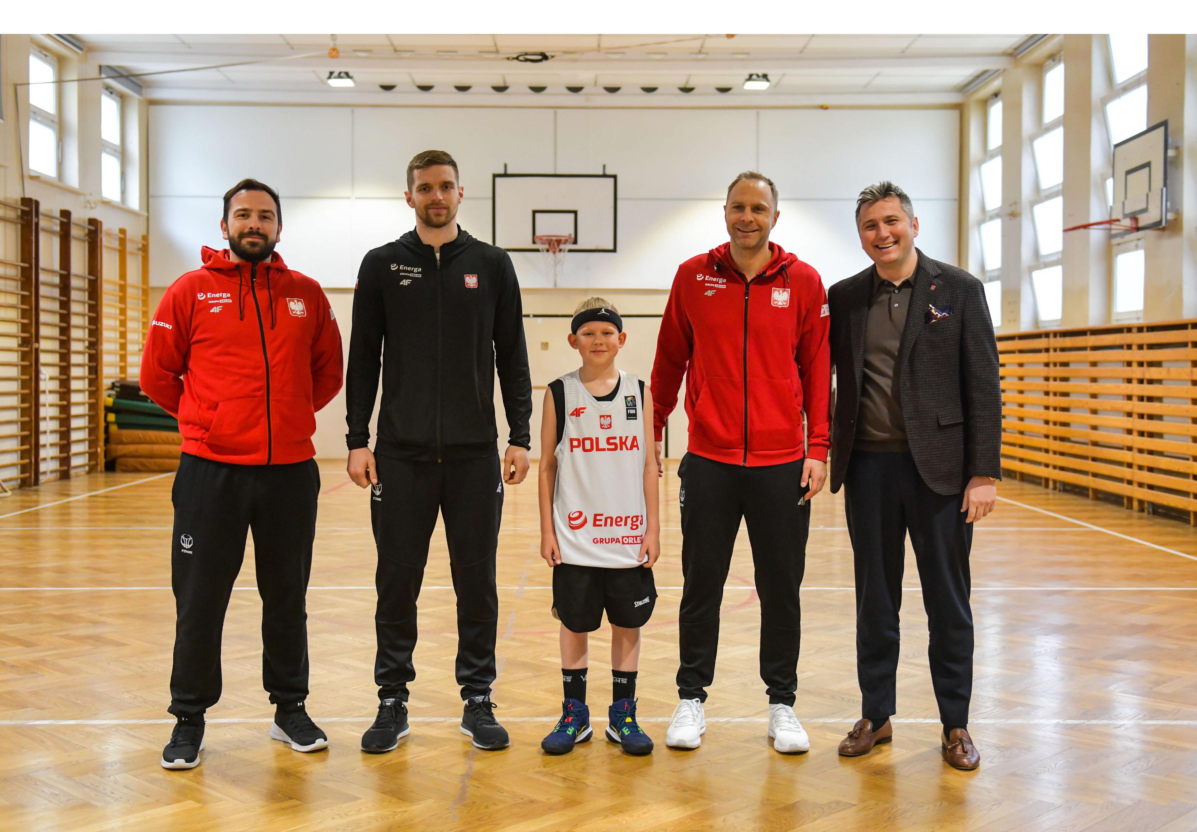 KoszKadra odwiedza 10-letniego Leona, który chce być koszykarzem