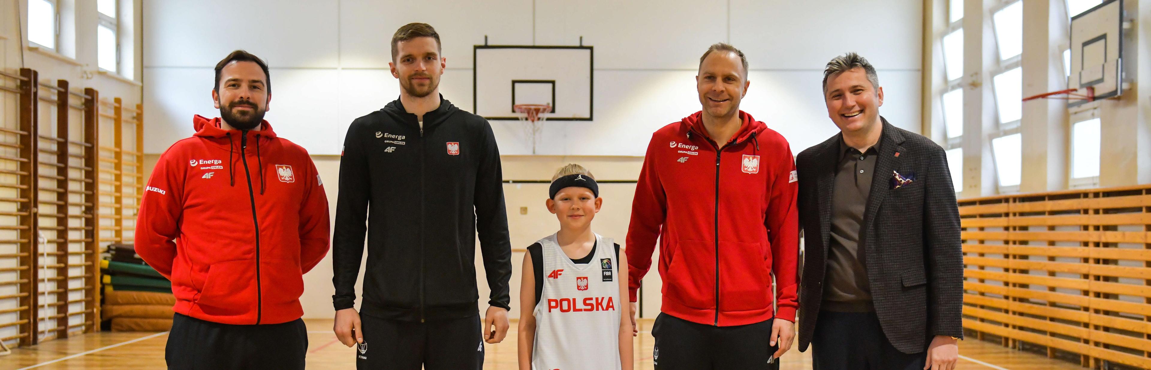 KoszKadra odwiedza 10-letniego Leona, który chce być koszykarzem