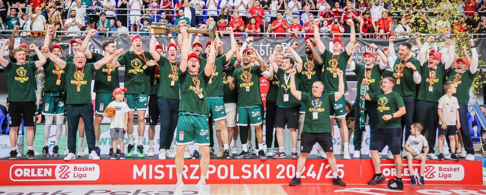 Legia Warszawa mistrzem Polski!