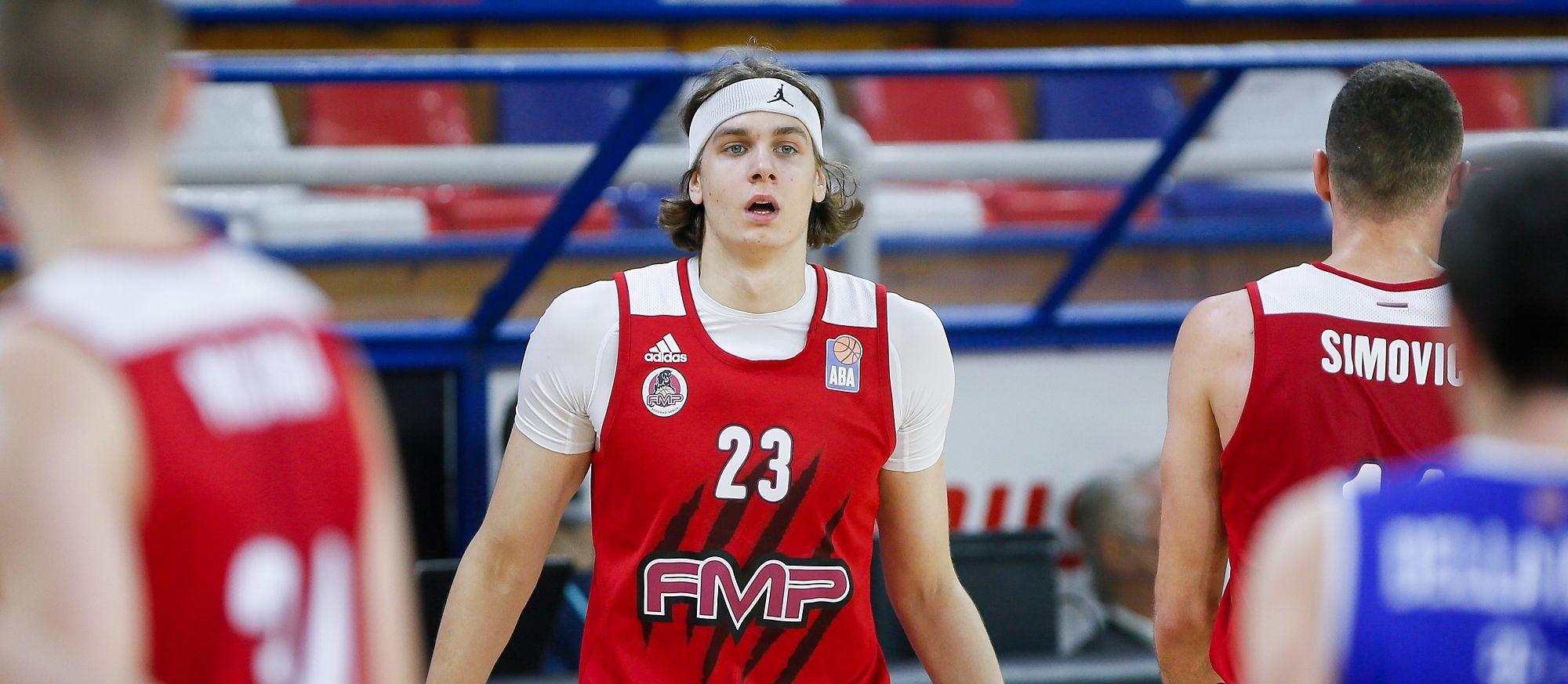 Nemanja Popović w Kingu