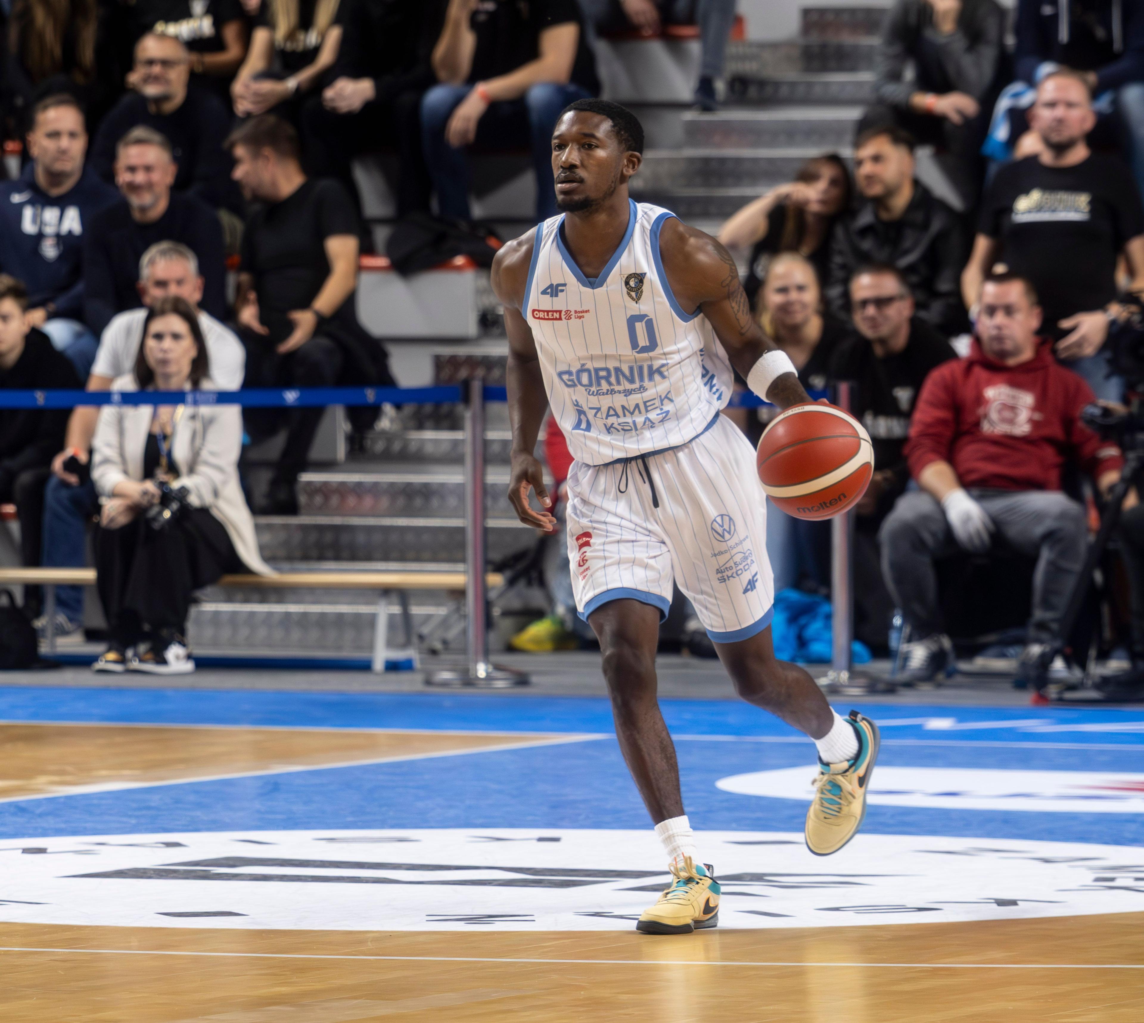 Lovell Cabbil MVP 3. kolejki OBL