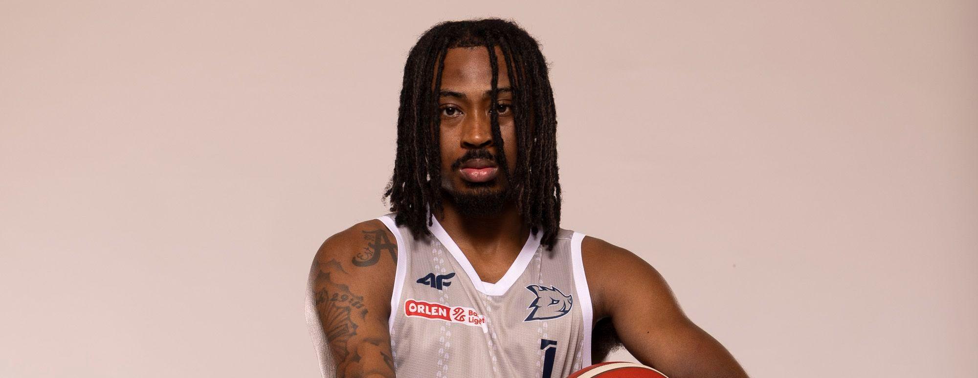 Wideo: 8 trójek Landriusa Hortona 