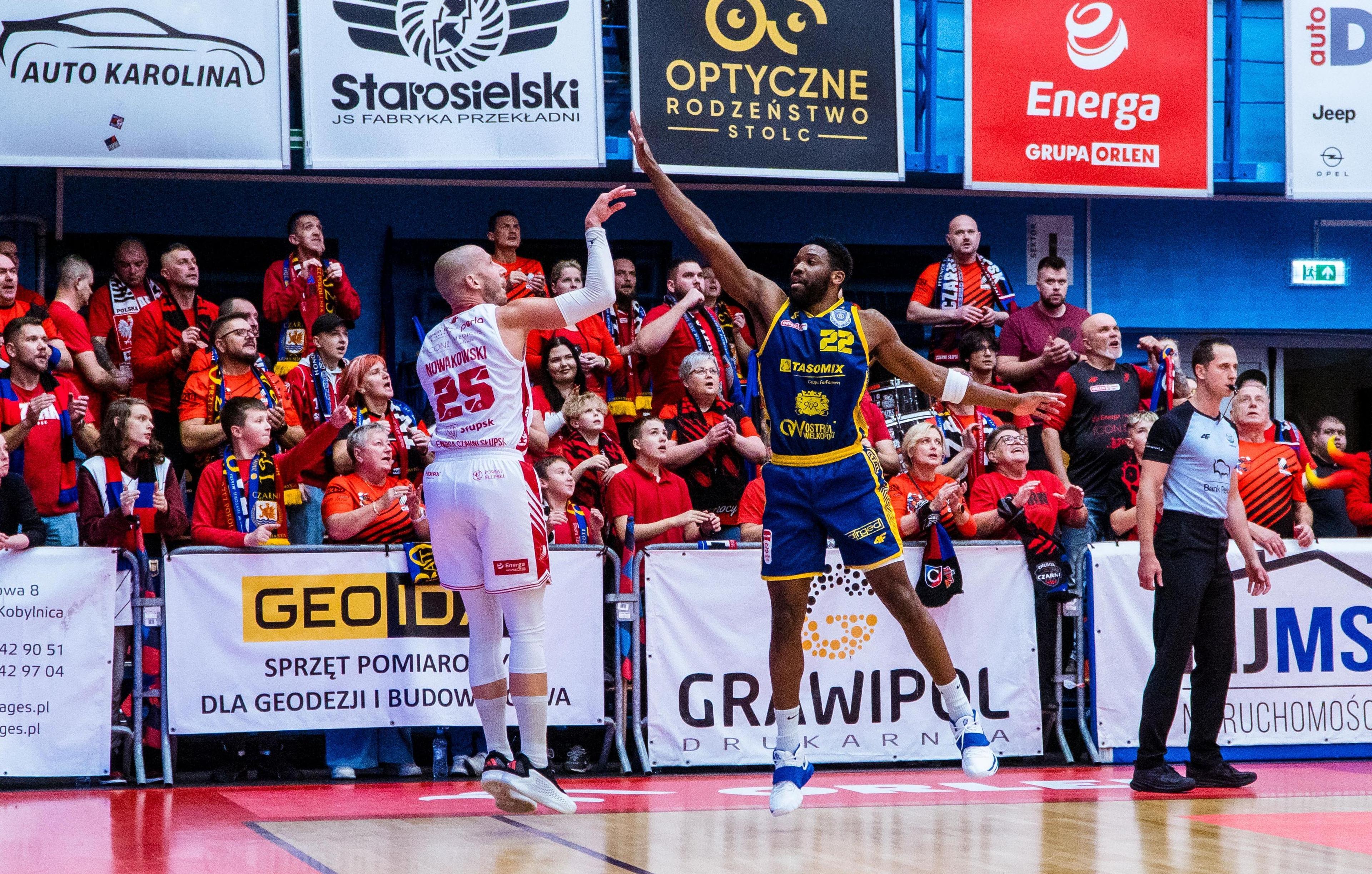 Tasomix Rosiek Stal wygrywa w Słupsku!