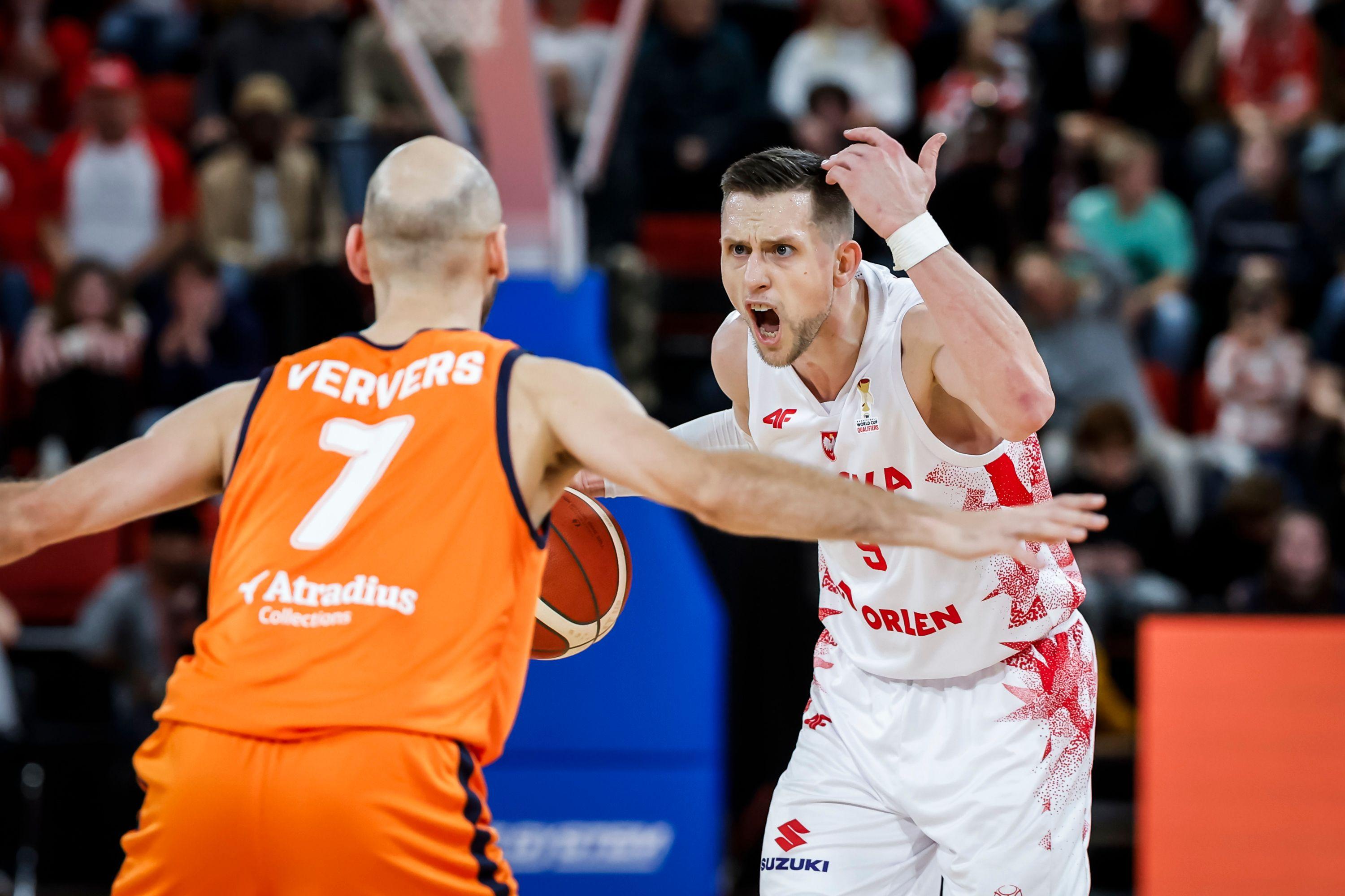 Mateusz Ponitka: Oglądam mecze OBL