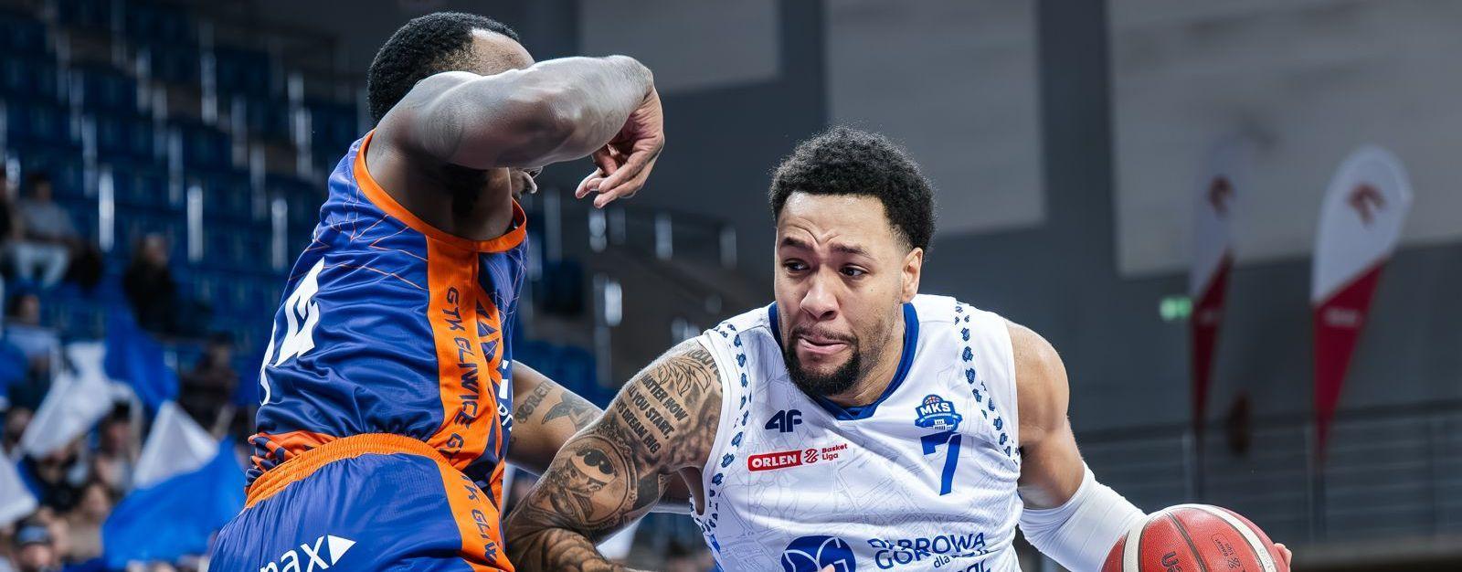 Świetna druga połowa MKS i wygrana w derbach!