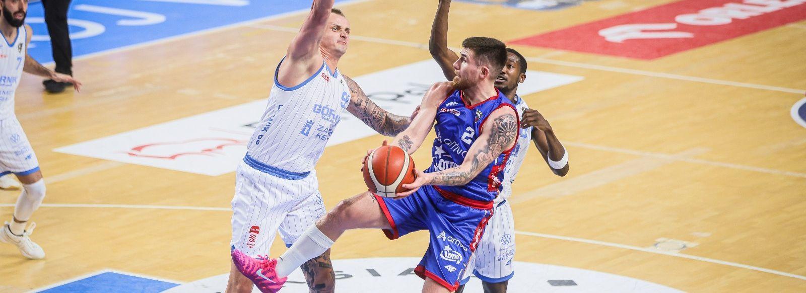 Torunianie wygrywają w Wałbrzychu!