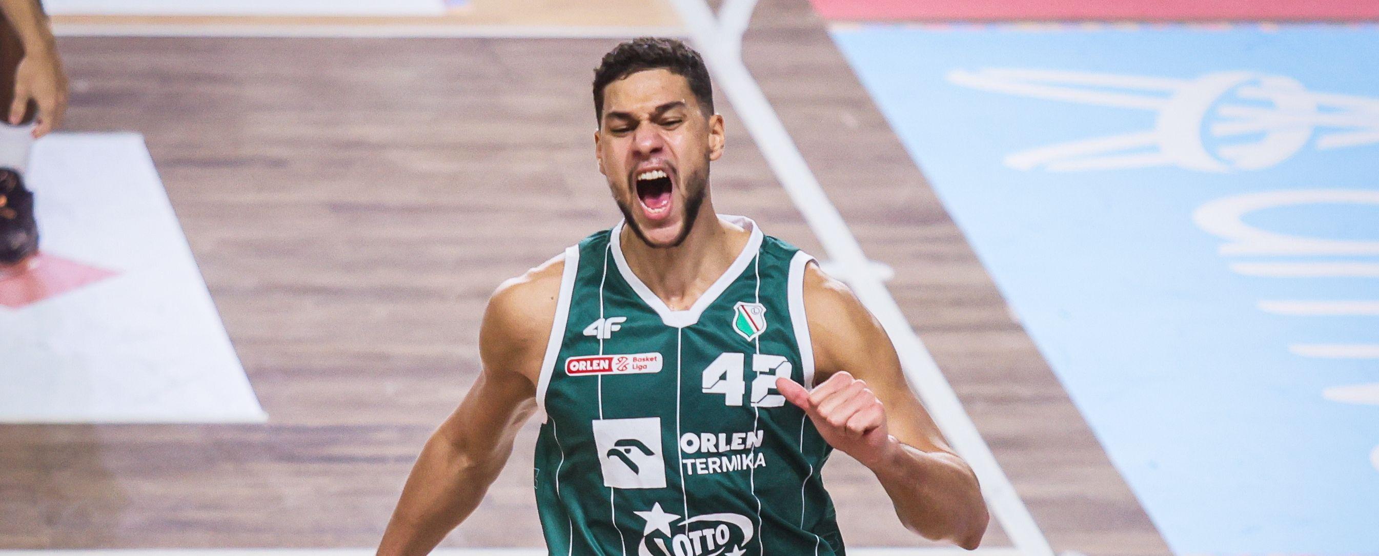 Mistrz pewnie wygrywa z beniaminkiem