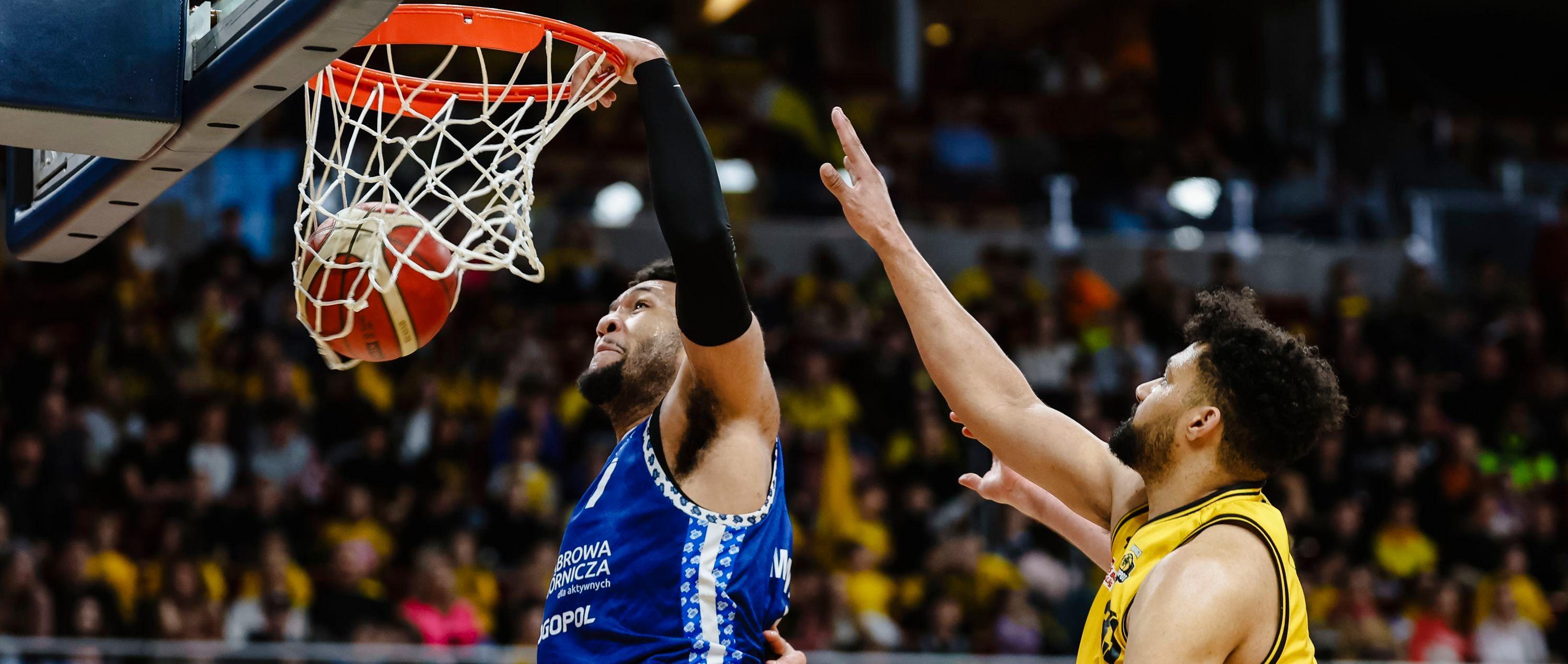 MKS pewnie pokonuje Energa Trefla!