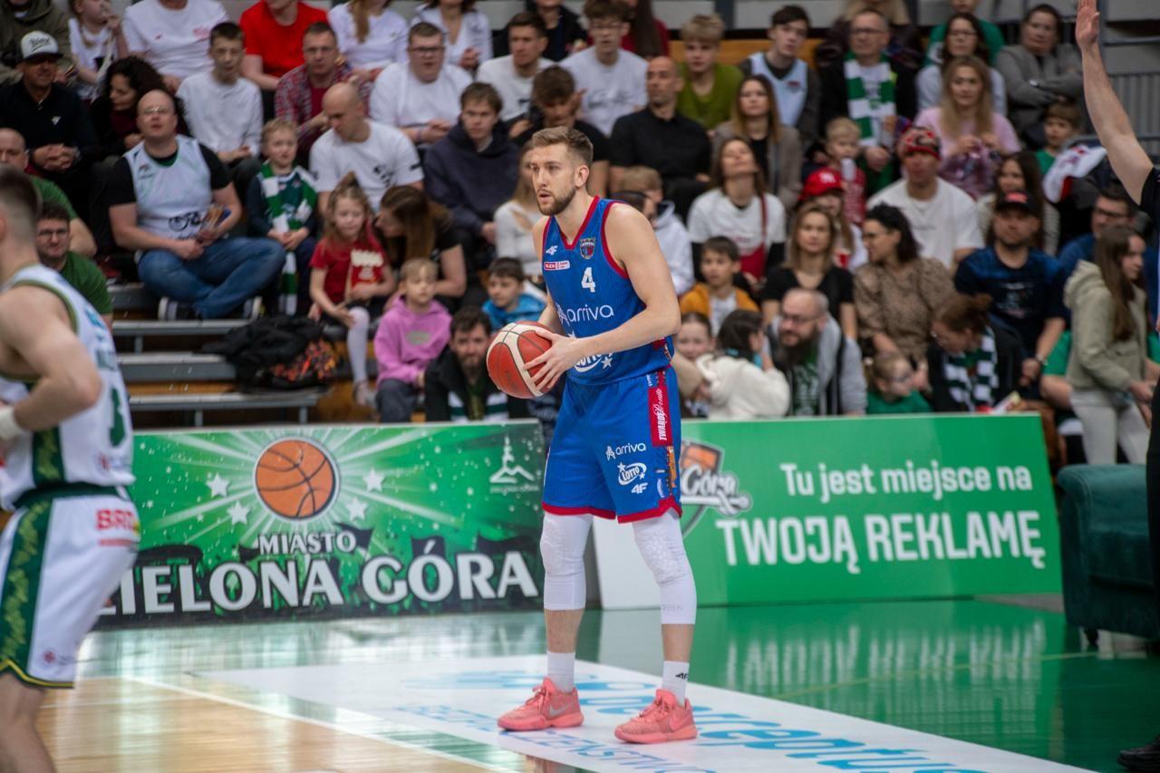 Wideo: 6 trójek Mateusza Szlachetki