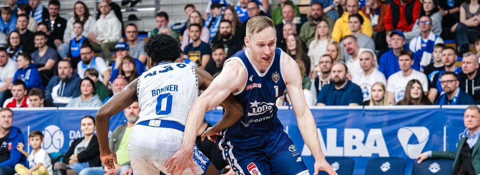 AMW Arka wygrywa w Dąbrowie Górniczej